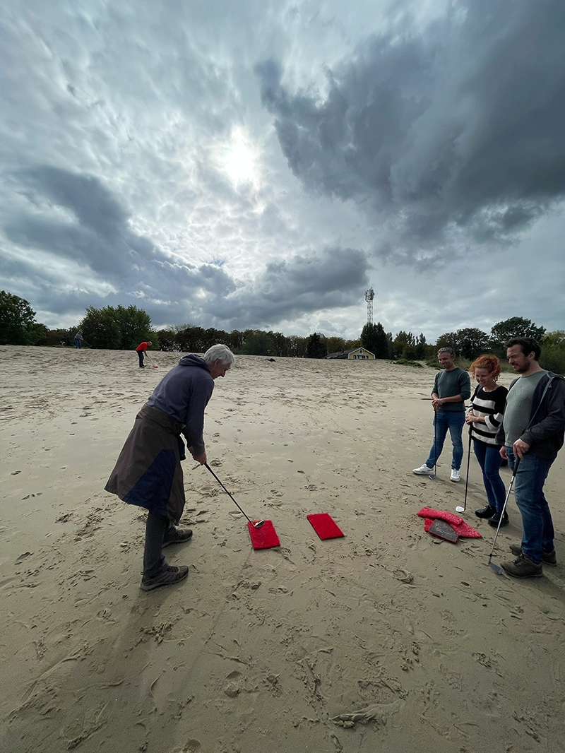 Teambuilding op het strand van Sint-Anneke op Linkeroever Antwerpen