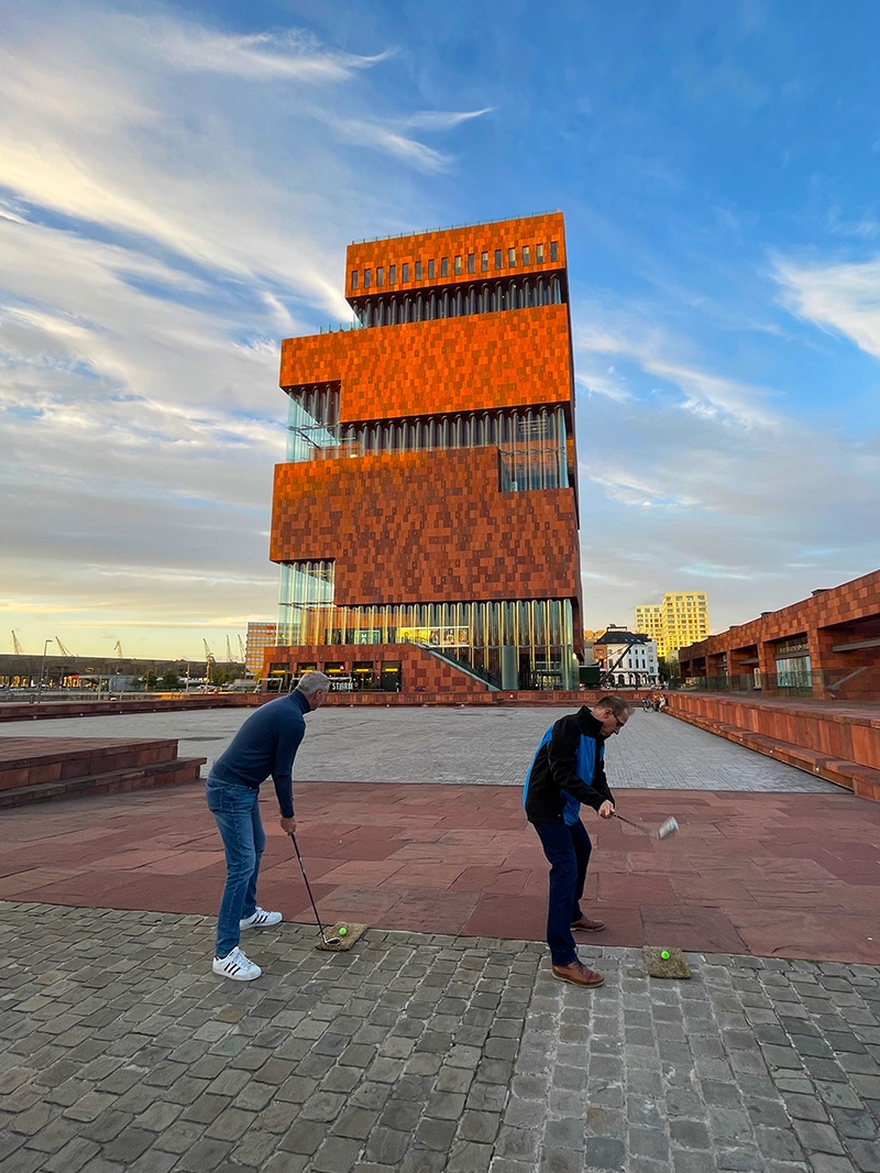 City Golf aan het MAS (museum aan de stroom) op het Eilandje in Antwerpen