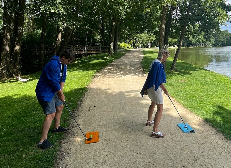 Stadsgolf in Genk tijdens een groepsactiviteit in Genk