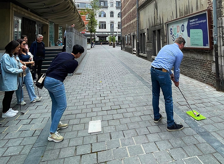 Teambuilding in Hasselt met City Golf