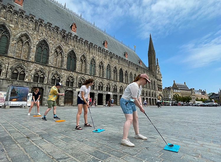 City Golf als groepsactiviteit in Ieper